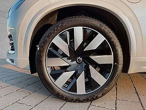 Volvo  T8 AWD Recharge Ultimate Bright 7-Sitzer SD