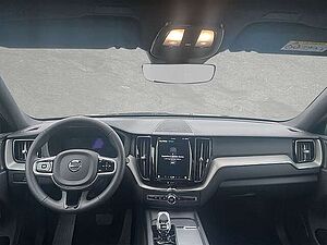 Volvo  B5 AWD Mild-Hybrid Plus Dark AHK ACC BLIS