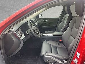 Volvo  T8 AWD Recharge Plus Dark AHK ACC BLIS  SD