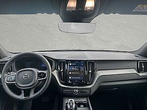 Volvo  B4 Mild-Hybrid Plus Dark ACC LED