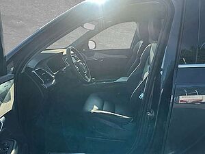 Volvo  T8 AWD Core Automatik 7-Sitzer  AHK ACC