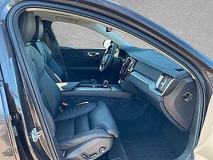 Volvo  B5 AWD Mild-Hybrid Ultimate Dark ACC BLIS SD