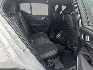 Volvo  T2 Automatik Plus Dark ACC BLIS SD LED