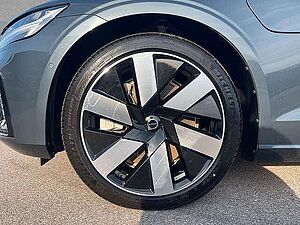 Volvo  T8 AWD Recharge Ultimate Dark ACC BLIS