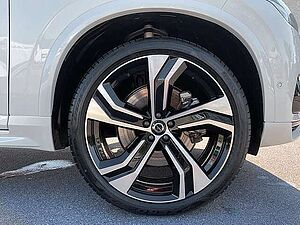 Volvo  T8 AWD Recharge Ultra Dark 7-Sitzer ACC SD