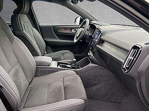 Volvo  Recharge Single Ultimate ACC BLIS LED