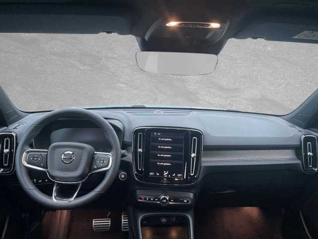 Volvo  T4 Recharge R-Design  ACC SD LED 21'