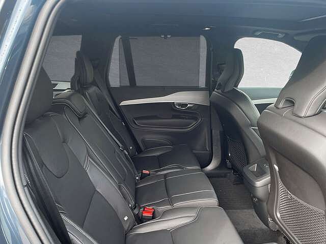 Volvo  B5 AWD Mild-Hybrid Plus Bright 7-Sitzer ACC