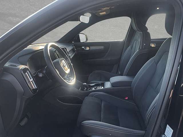 Volvo  T2 Automatik Plus Dark ACC BLIS LED 20' SD