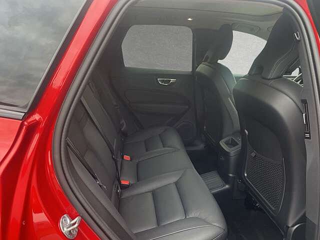Volvo  T8 AWD Recharge Plus Dark AHK ACC BLIS  SD