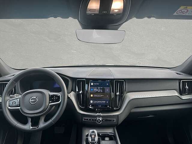 Volvo  B4 Mild-Hybrid Plus Dark ACC LED