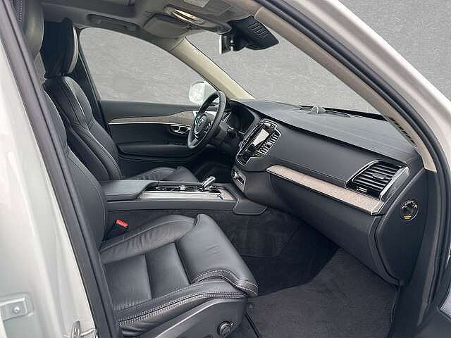 Volvo  T8 AWD Recharge Ultimate Bright 7-Sitzer SD