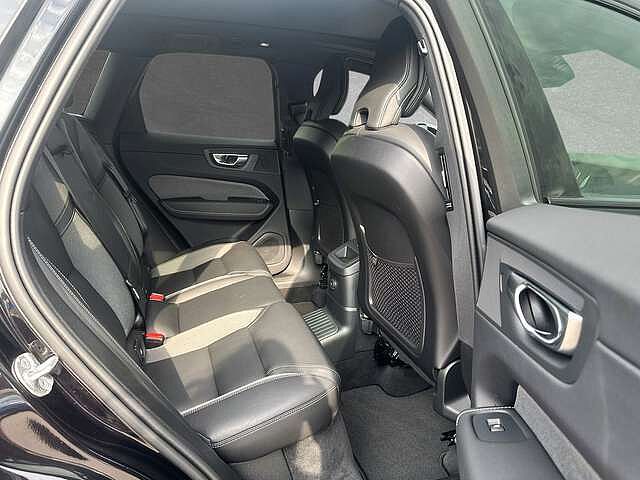 Volvo  T6 AWD Recharge Plus Dark ACC BLIS SD LED