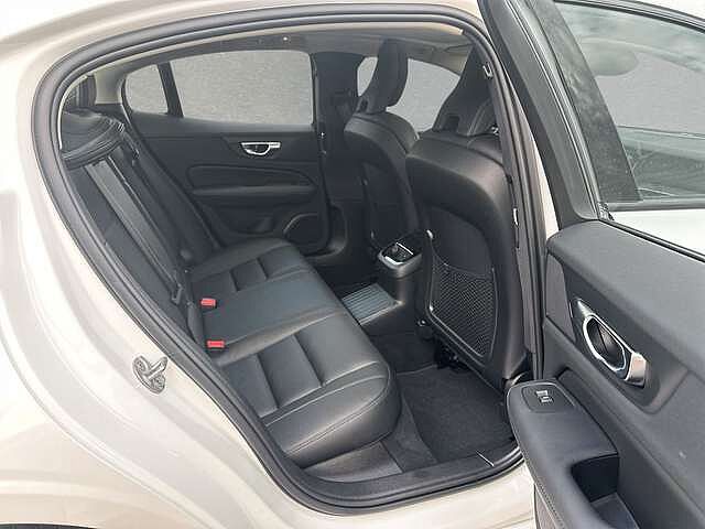 Volvo  T8 AWD Recharge Plus Dark  ACC BLIS LED SD