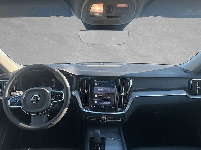 Volvo  B4 Mild-Hybrid Ultra Dark  ACC BLIS SD