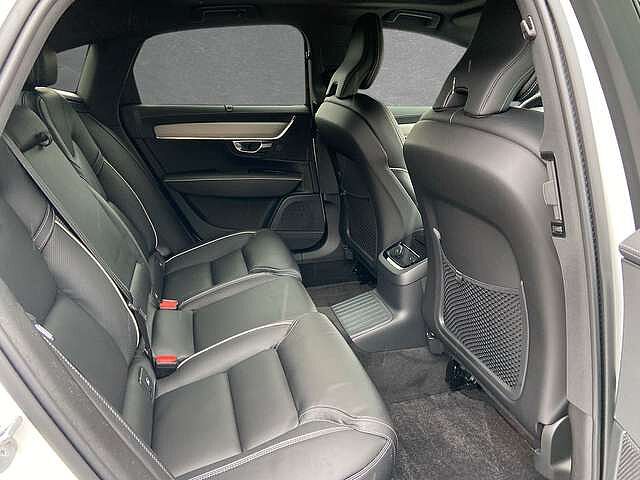 Volvo  T8 AWD Recharge Plus Dark ACC BLIS SD