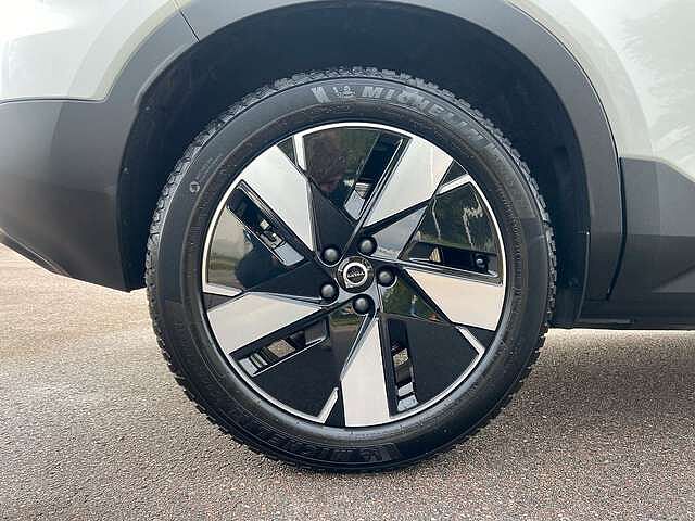 Volvo  Recharge Single Core Extended Range LED