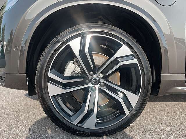 Volvo  T8 AWD Recharge Ultimate Dark 7-Sitzer