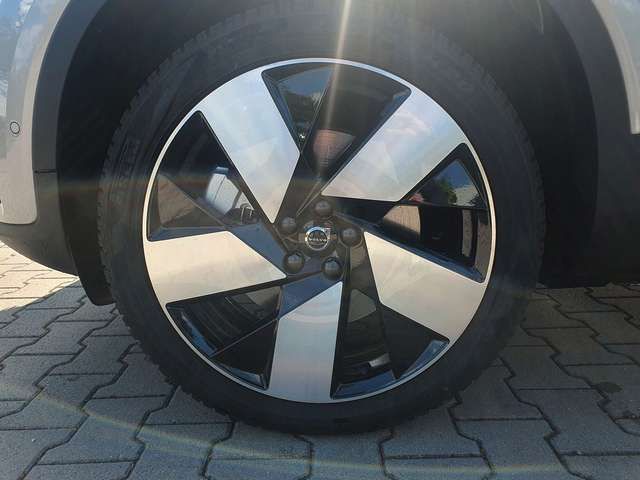 Volvo  Pure Electric Ultimate Single Ext Range