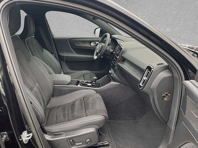Volvo  T5 Recharge Ultimate Dark  ACC BLIS LED