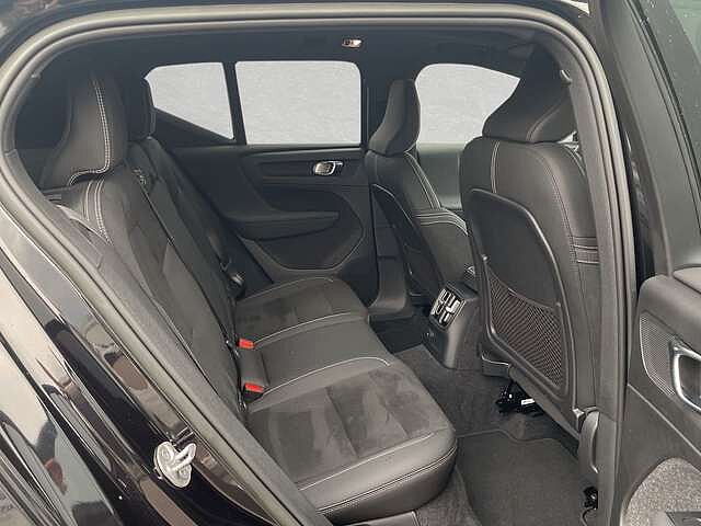 Volvo  T5 Recharge Ultimate Dark  ACC BLIS LED