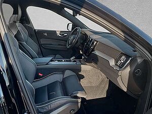 Volvo  B5 AWD Mild-Hybrid Plus Dark AHK ACC BLIS