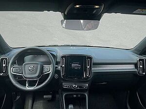 Volvo  T2 Automatik Plus Dark ACC BLIS LED 20' SD