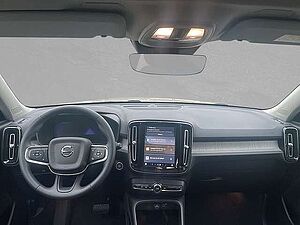 Volvo  B4 Mild-Hybrid Plus Dark ACC BLIS SD LED