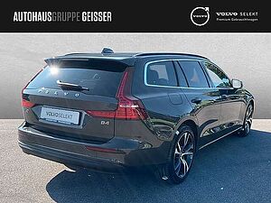 Volvo  B4 Mild-Hybrid Core AHK ACC BLIS