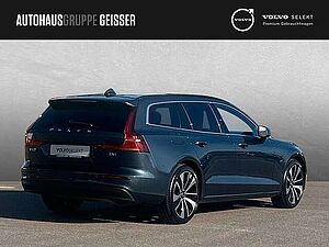 Volvo  B4 Mild-Hybrid Core ACC BLIS LED