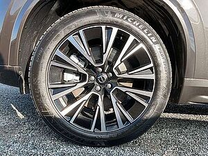 Volvo  T8 AWD Core Automatik 7-Sitzer  ACC BLIS