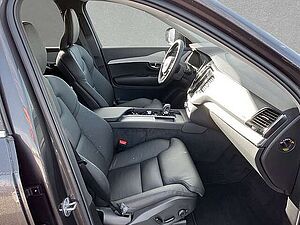 Volvo  T8 AWD Core Automatik 7-Sitzer  ACC BLIS