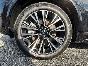 Volvo  T8 AWD Core Automatik 7-Sitzer  ACC BLIS