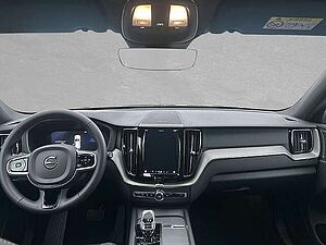 Volvo  B5 AWD Mild-Hybrid Plus Dark AHK ACC BLIS