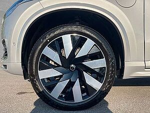 Volvo  T8 AWD Recharge Plus Bright 7-Sitzer AHK
