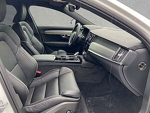Volvo  T8 AWD Recharge Plus Dark ACC BLIS SD