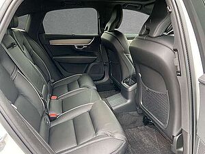 Volvo  T8 AWD Recharge Plus Dark ACC BLIS SD