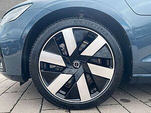 Volvo  T8 AWD Recharge Ultimate Dark ACC BLIS SD