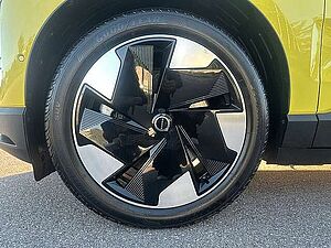 Volvo  Ultra Twin Motor Performance AWD ACC BLIS