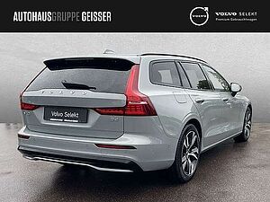 Volvo B4 Mild-Hybrid Plus Dark ACC BLIS LED