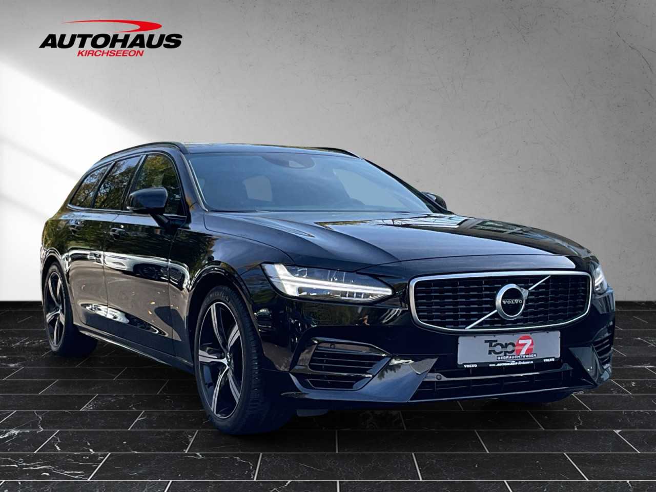 Volvo  V90 T8 Twin Engine R-Design Plug-In Hybrid AWD Bluetooth Navi LED Klima Standhzg