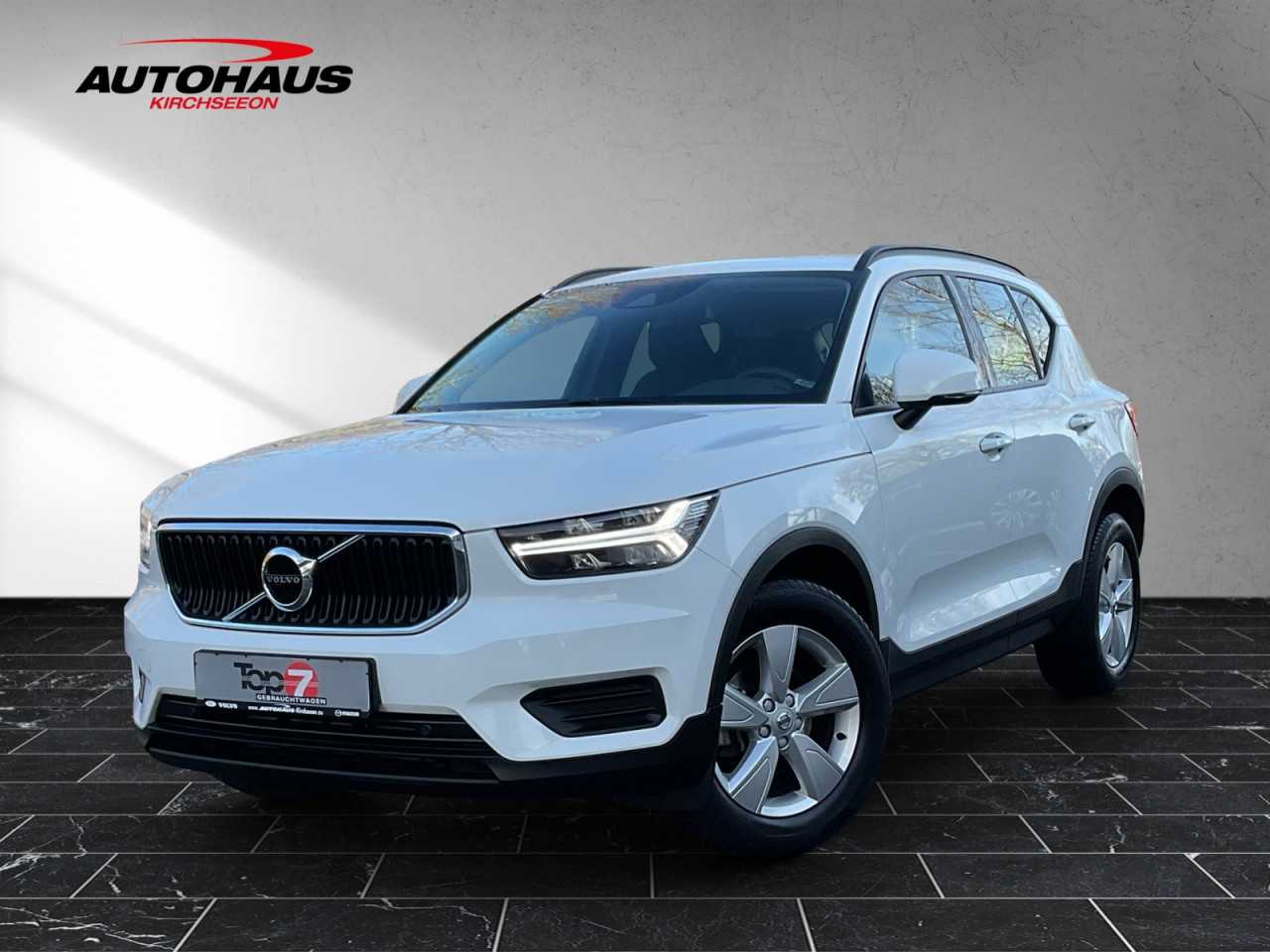 Volvo  XC40 T3 Momentum Core 2WD Automatik Bluetooth Navi LED Klima Einparkhilfe el. Fe