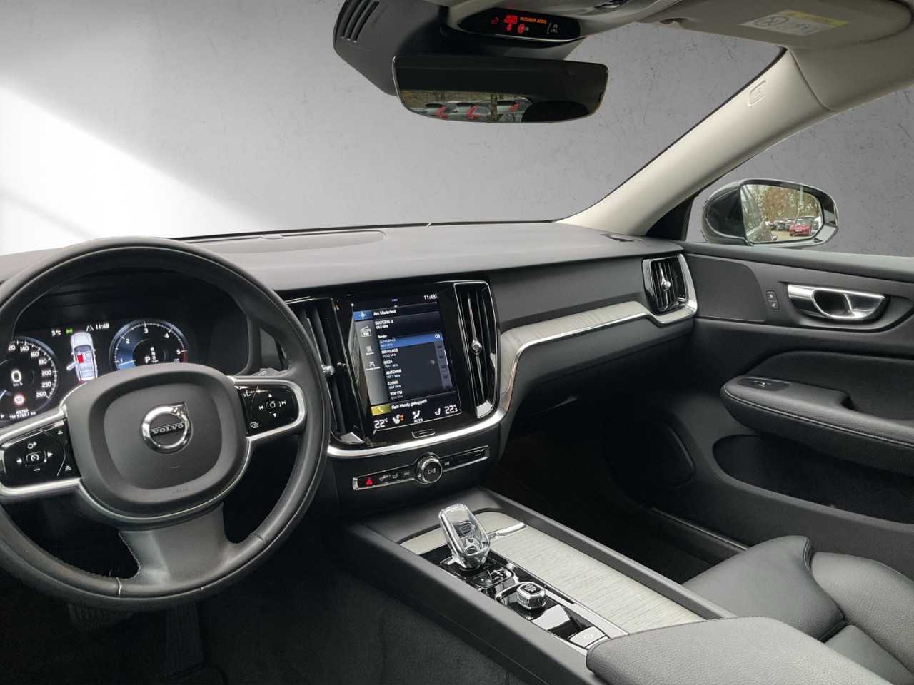 Volvo  V60 B4 (Diesel) Inscription Automatik Bluetooth Navi LED Vollleder Klima Einpark