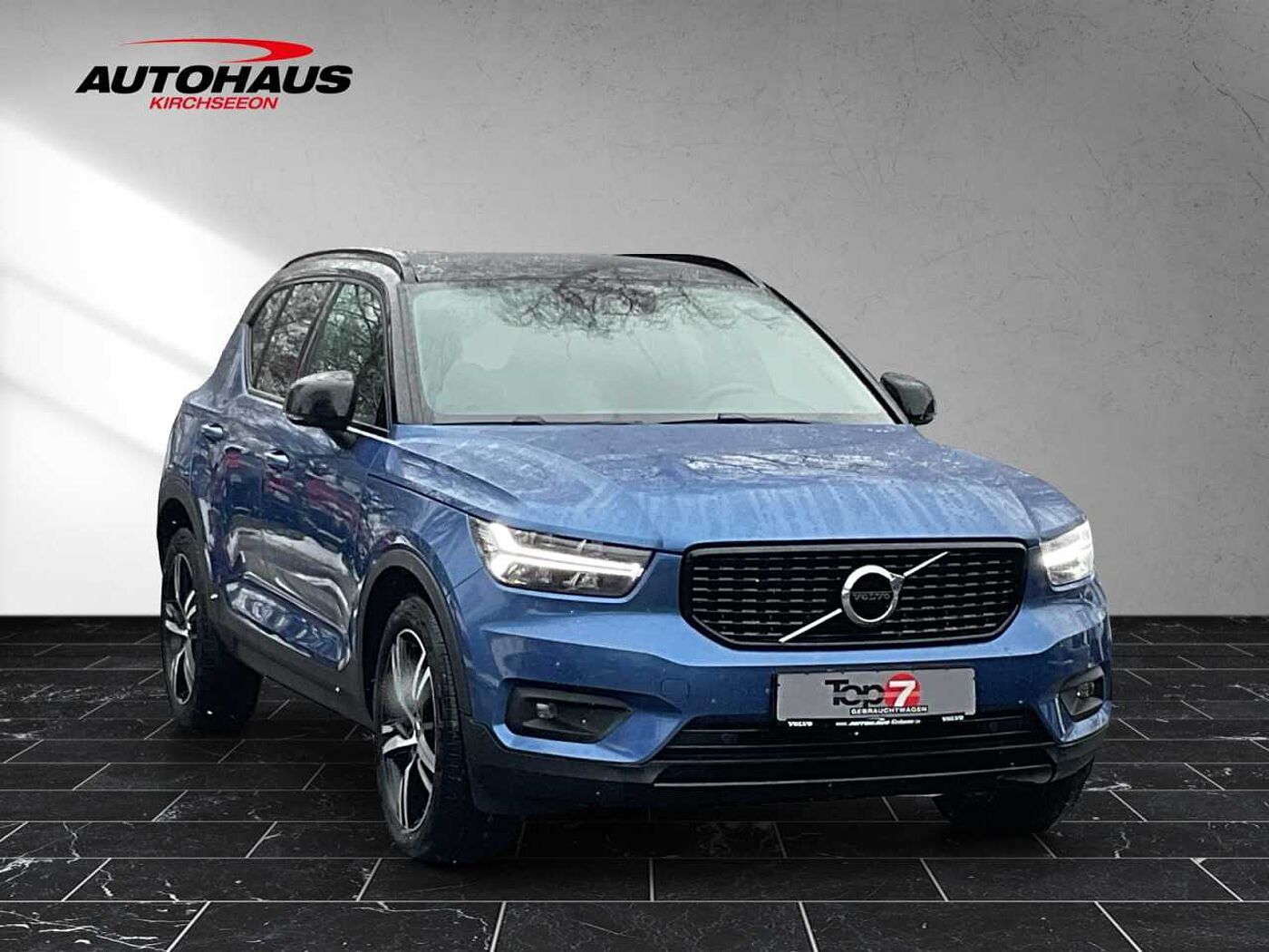 Volvo  XC40 B4 (Benzin) R-Design AWD Automatik Bluetooth Navi LED Klima Einparkhilfe el