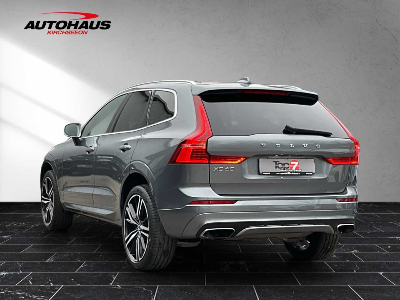 Volvo  XC60 T5 R-Design AWD Automatik Bluetooth Navi LED Klima Einparkhilfe el. Fenster