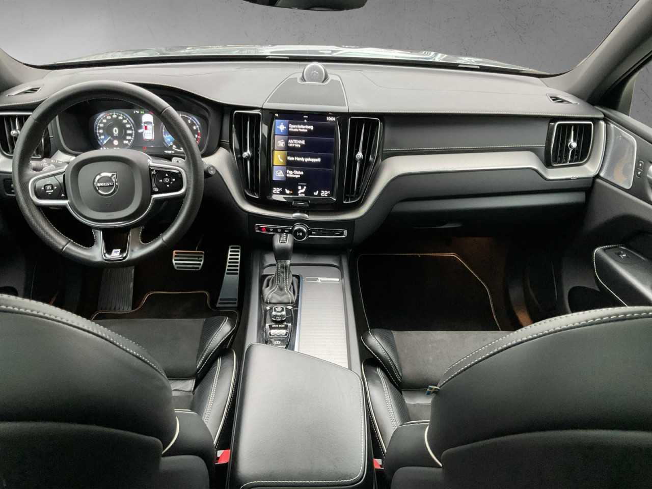 Volvo  XC60 T5 R-Design AWD Automatik Bluetooth Navi LED Klima Einparkhilfe el. Fenster