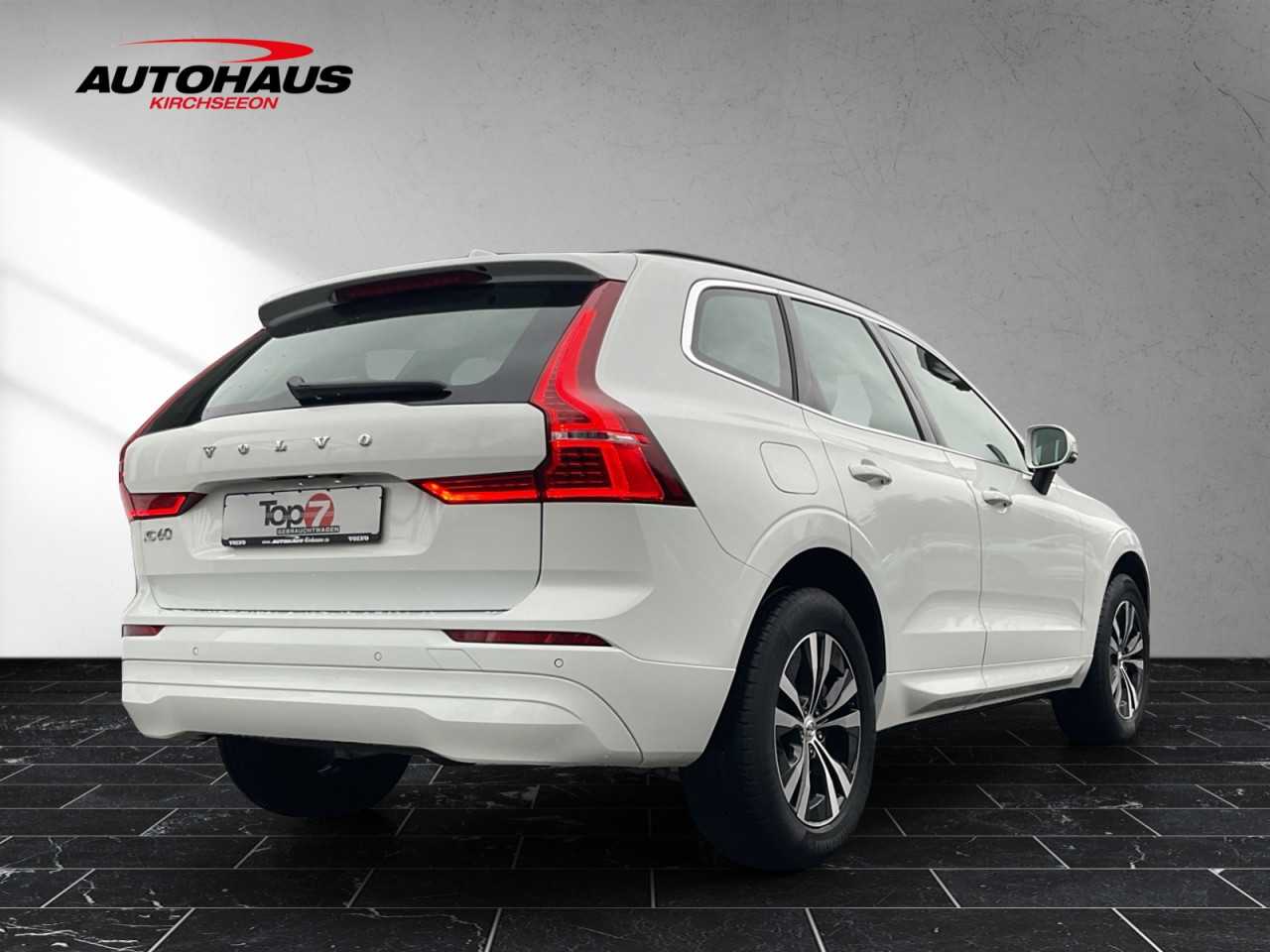 Volvo  XC60 B4 (Diesel) Momentum Pro 2WD Automatik Bluetooth Navi LED Klima Einparkhilf