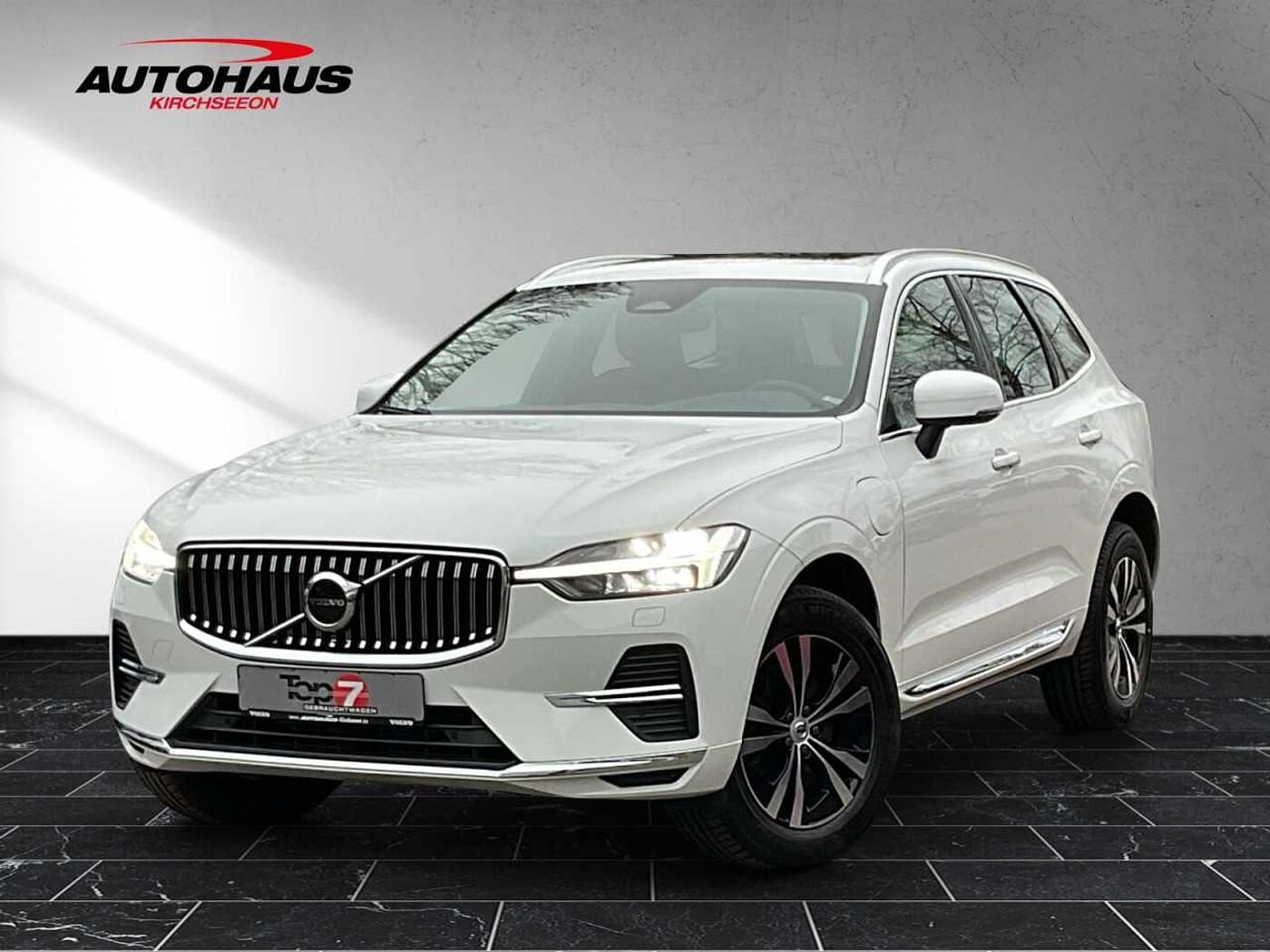 Volvo  XC60 T6 Recharge AWD Inscription Expression Automa Bluetooth Navi LED Klima Einp