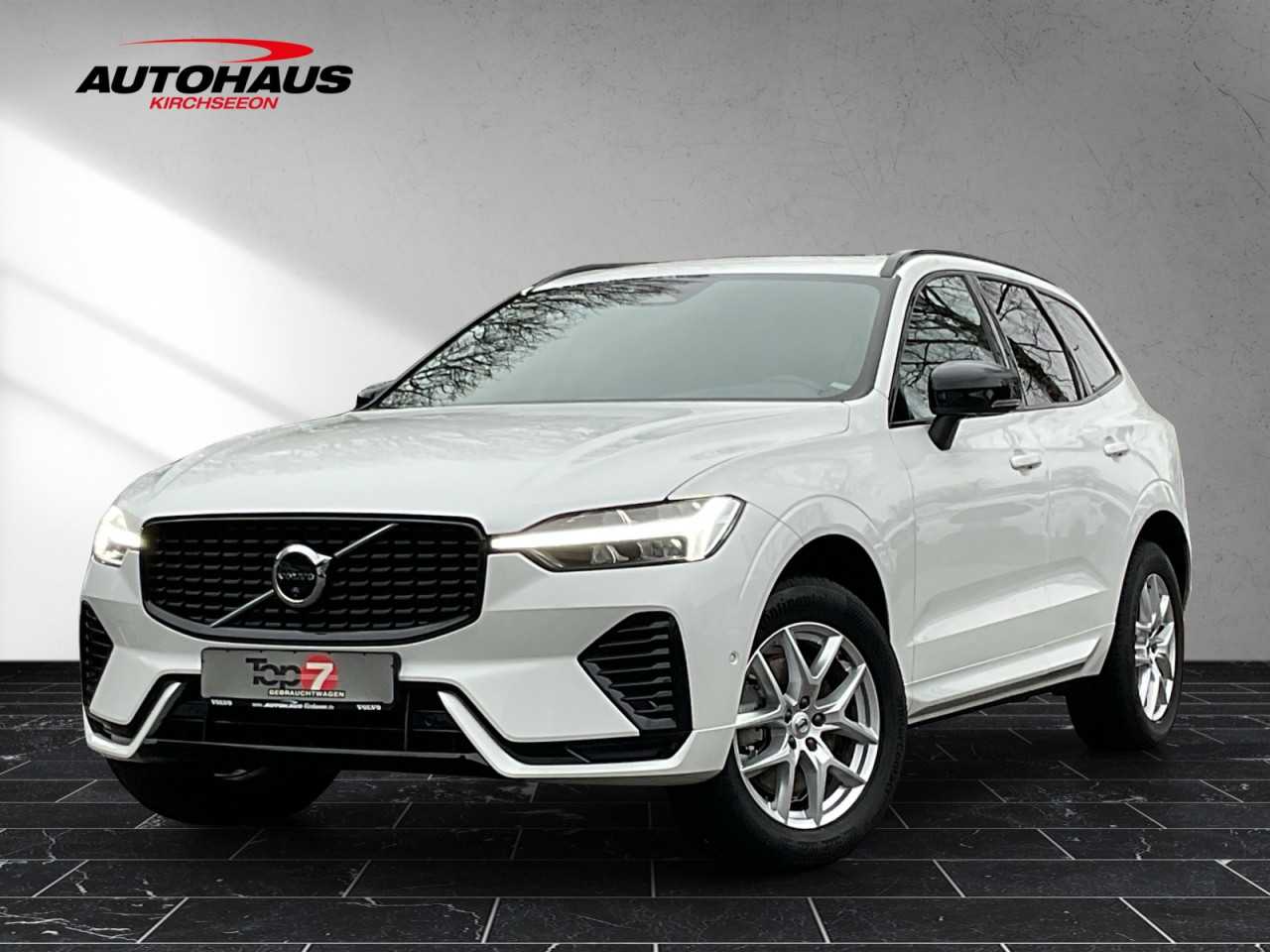 Volvo  XC60 B4 (Benzin) Plus Dark 2WD Automatik Bluetooth Navi LED Klima Standhzg Einpa