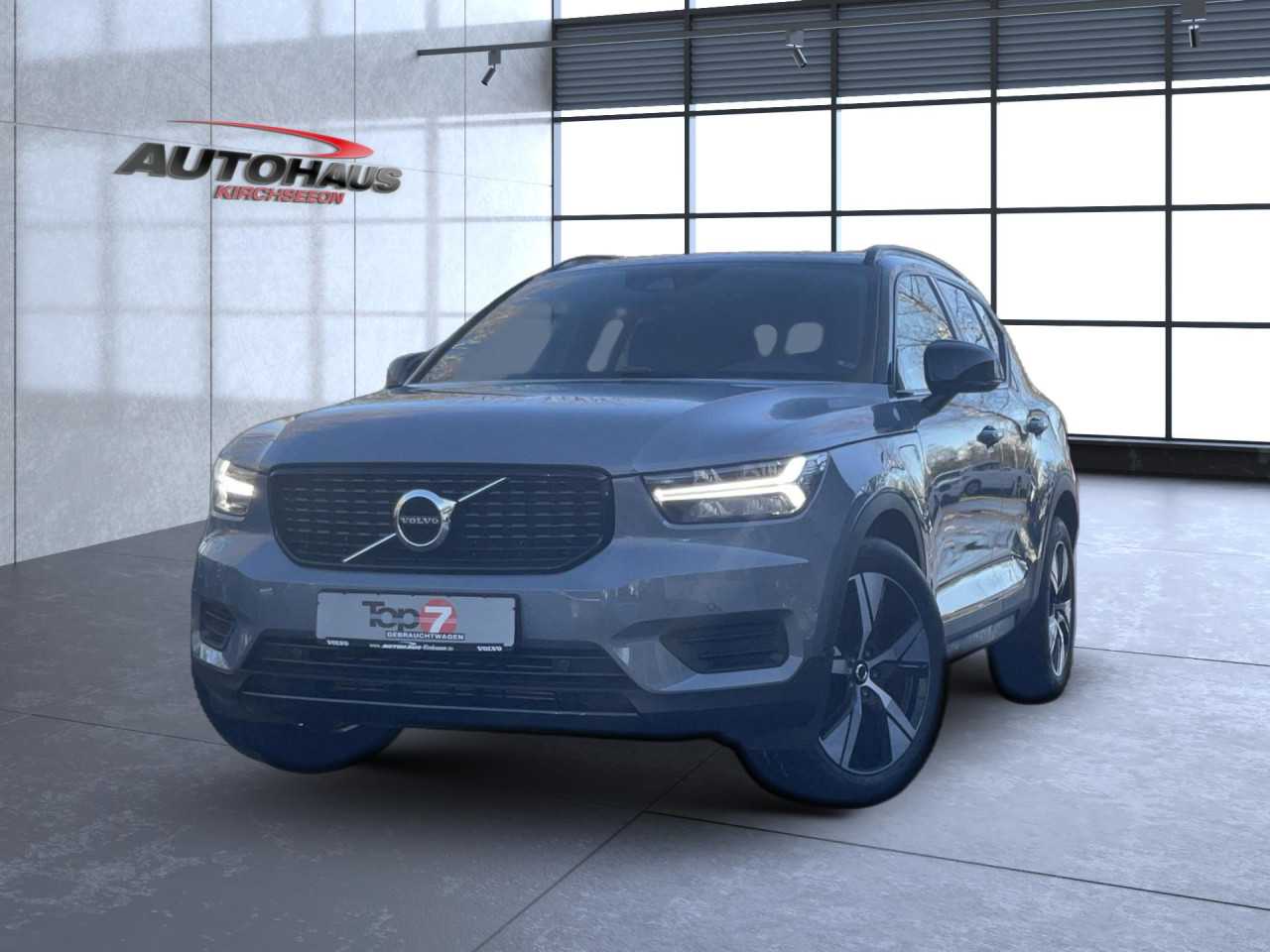 Volvo  XC40 T4 Recharge R-Design Plug-In Hybrid 2WD Autom Bluetooth Navi LED Klima Einp